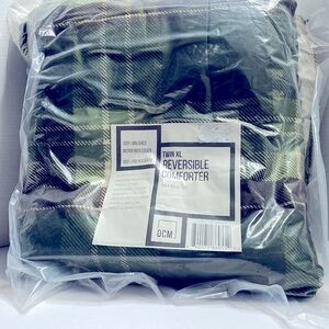 OCM Twin XL Reversible Comforter 66" X 90"